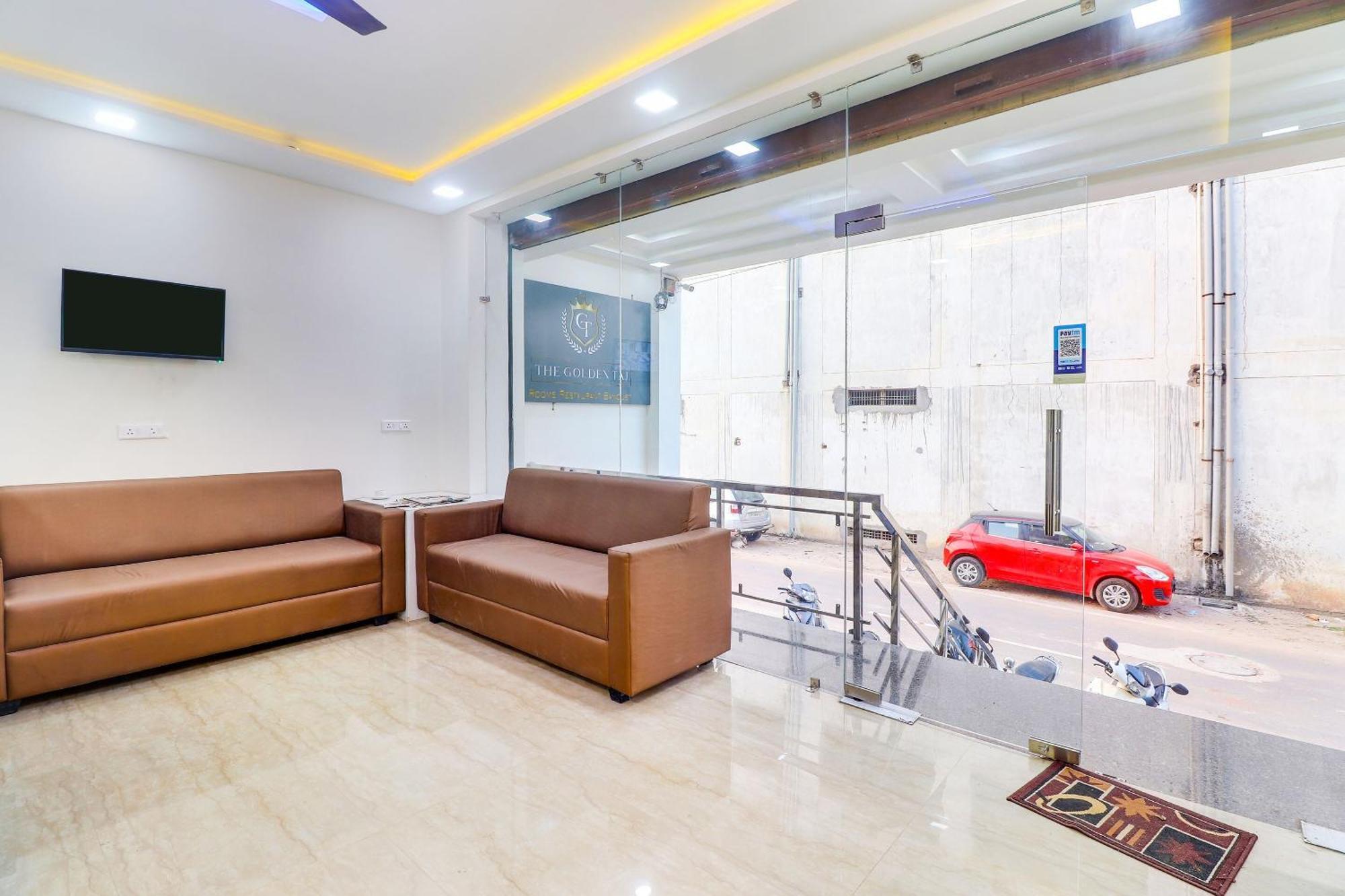 אגרה Hotel O Golden Grand מראה חיצוני תמונה