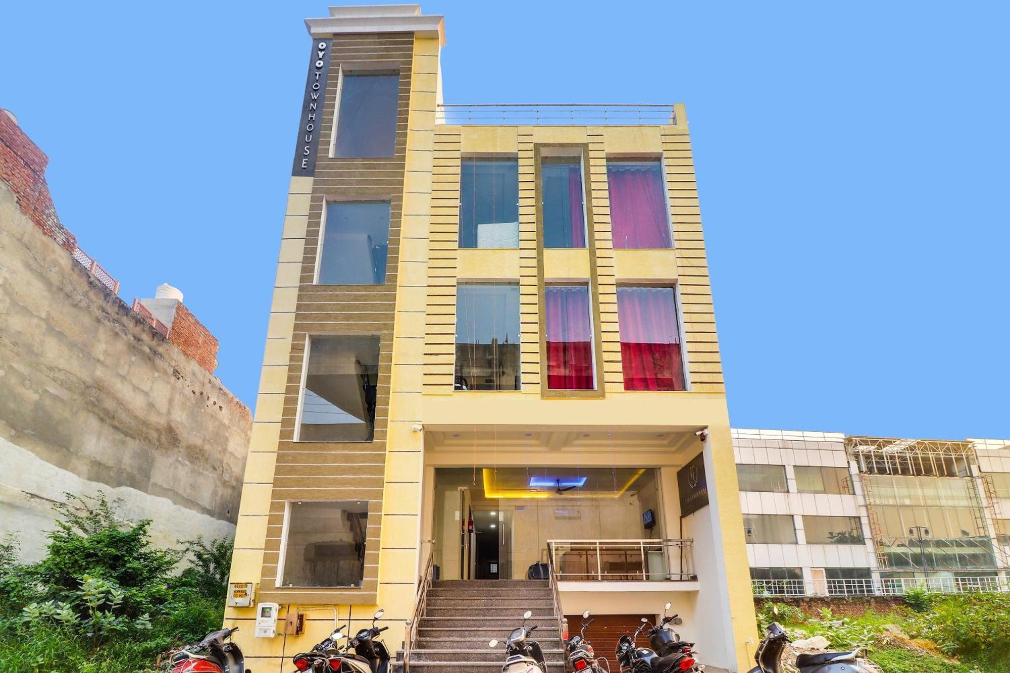 אגרה Hotel O Golden Grand מראה חיצוני תמונה
